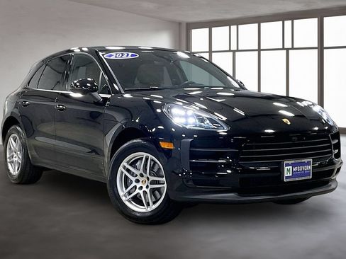 Used 2021 Porsche Macan AWD/4WD image 3