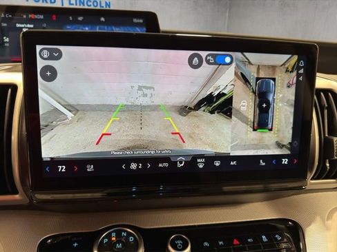 New 2026 Ford Expedition Active image 14