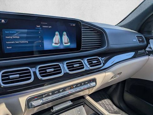 Certified 2024 Mercedes-Benz GLS 450 4MATIC image 13