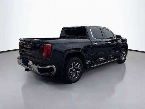 Used 2025 GMC Sierra 1500 SLT image 7