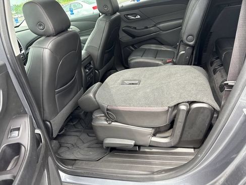 Used 2020 Chevrolet Traverse LT w/ LT Premium Package AWD/4WD image 6