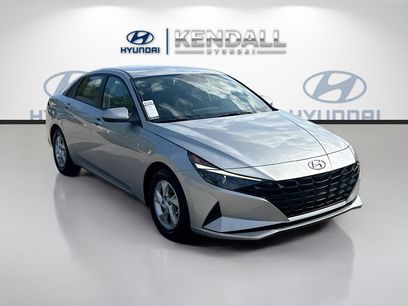 Used 2023 Hyundai Elantra SE