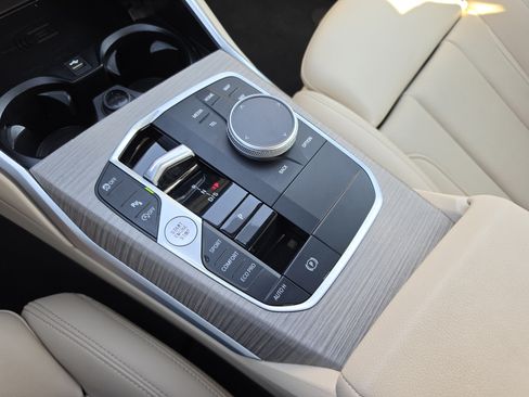 Used 2025 BMW 330i Sedan RWD image 23