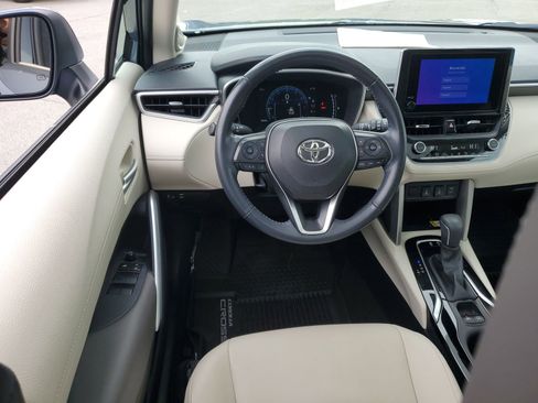 Certified 2023 Toyota Corolla Cross XLE w/ Convenience Package FWD image 10