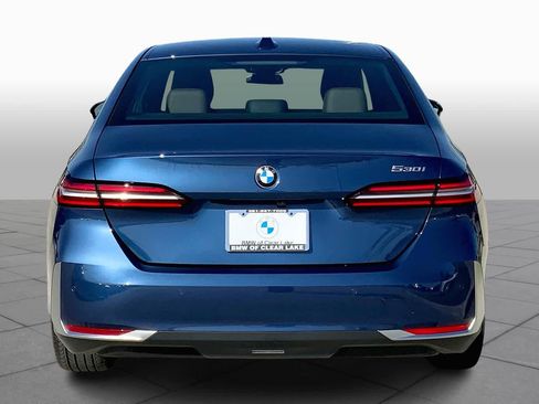 Used 2024 BMW 530i RWD image 4