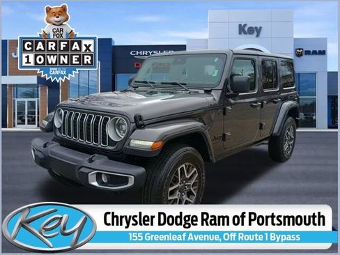 Used 2025 Jeep Wrangler Sahara image 1