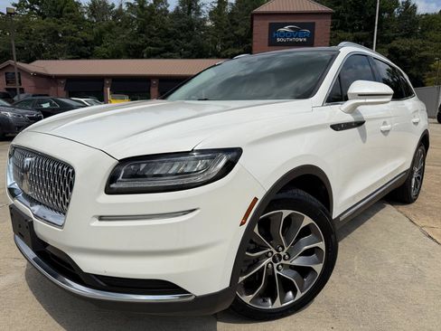 Used 2021 Lincoln Nautilus Reserve w/ Cargo Utility Package FWD image 1
