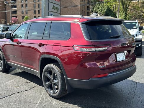 New 2026 Jeep Grand Cherokee L Limited AWD/4WD image 5
