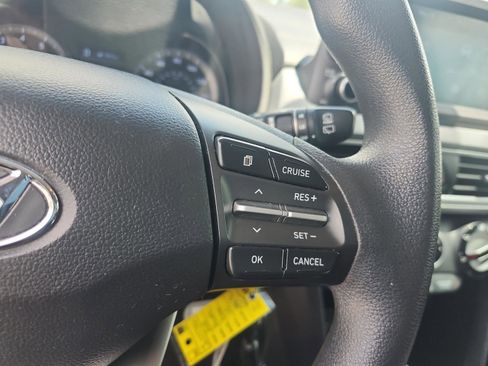 Used 2018 Hyundai Kona SE AWD/4WD image 25