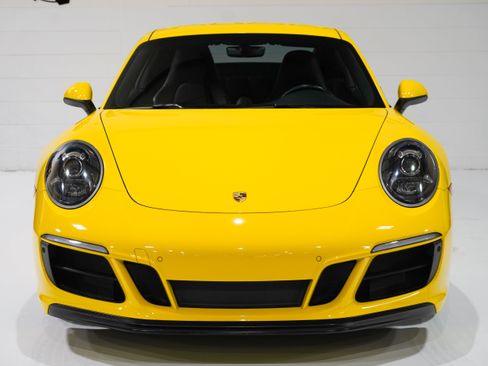 Used 2019 Porsche 911 Carrera GTS RWD image 5