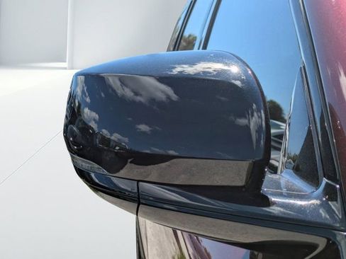 New 2025 Jeep Grand Cherokee L Limited w/ Black Appearance Package image 10