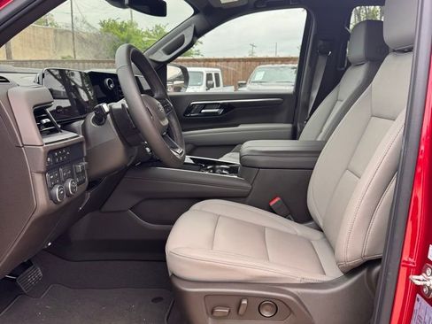 Used 2026 Chevrolet Tahoe Z71 w/ Comfort Package image 6