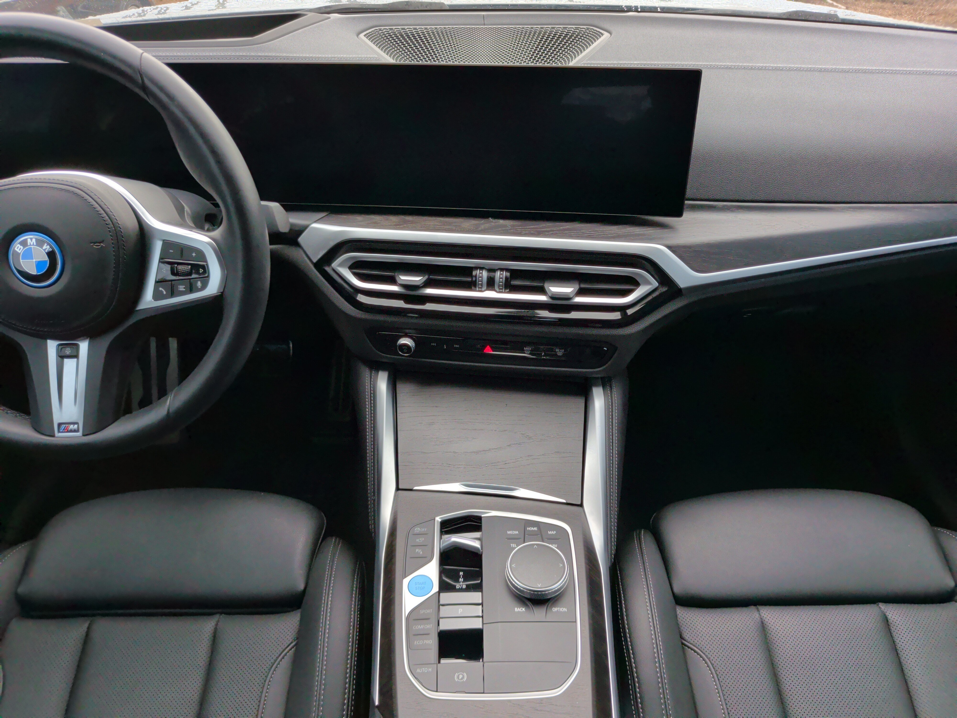Used 2023 BMW i4 eDrive40 w/ M Sport Package RWD image 29