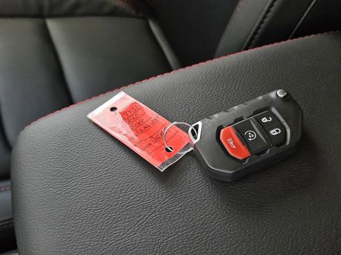 New 2025 Jeep Gladiator Rubicon image 27