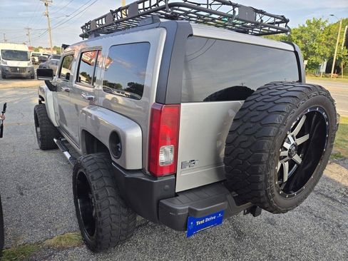 Used 2006 HUMMER H3 AWD/4WD image 7