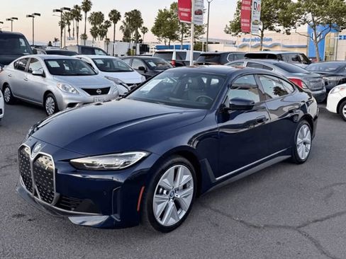 Used 2023 BMW i4 eDrive35 RWD image 2