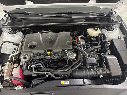 Used 2025 Toyota Camry XSE image 28