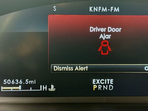 Used 2021 Lincoln Aviator Reserve w/ Equipment Group 201A image 13