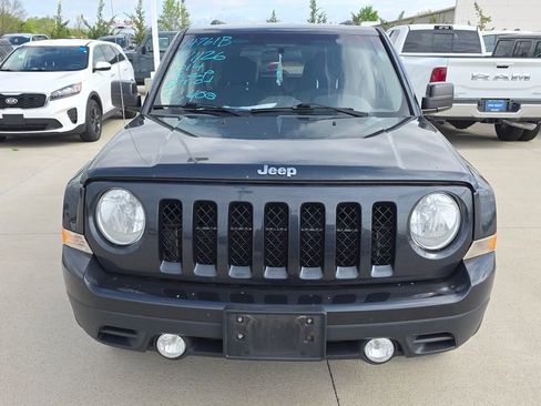 Used 2014 Jeep Patriot Latitude image 8