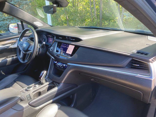 Used 2024 Cadillac XT5 Sportv w/ Platinum Package AWD/4WD image 30