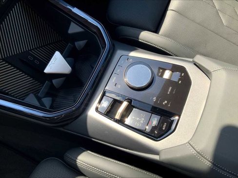 Used 2025 BMW X3 xDrive30i w/ Premium Package image 7