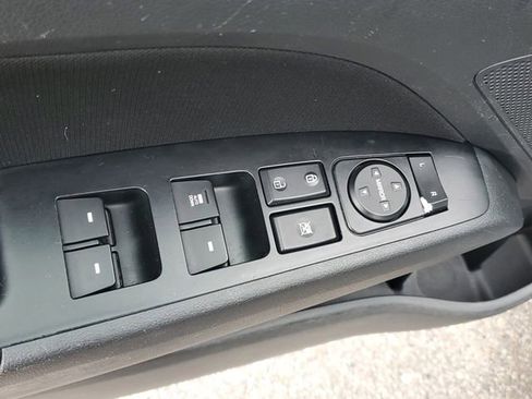 Used 2020 Hyundai Elantra SEL w/ Cargo Package (C1) FWD image 14