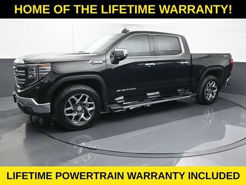 Used 2022 GMC Sierra 1500 SLT w/ SLT Premium Plus Package AWD/4WD image 2