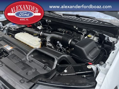 Used 2025 Ford Expedition Active AWD/4WD image 34