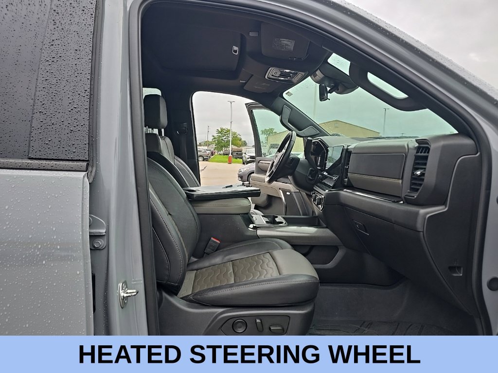 Used 2025 Chevrolet Silverado 2500 ZR2 w/ Technology Package AWD/4WD image 23
