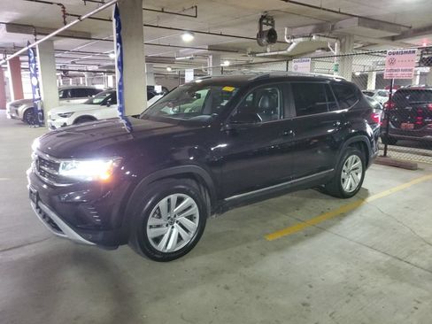 Used 2021 Volkswagen Atlas SEL AWD/4WD image 2