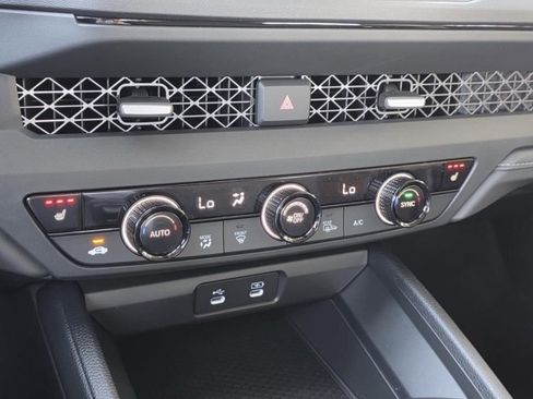 Used 2025 Honda Accord SE image 12