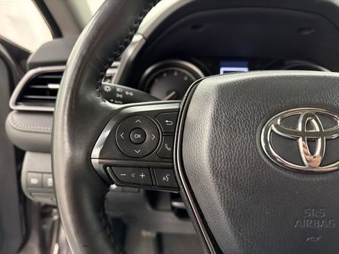 Used 2024 Toyota Camry SE FWD image 9