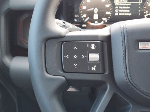 New 2025 Land Rover Defender 130 V8 image 27