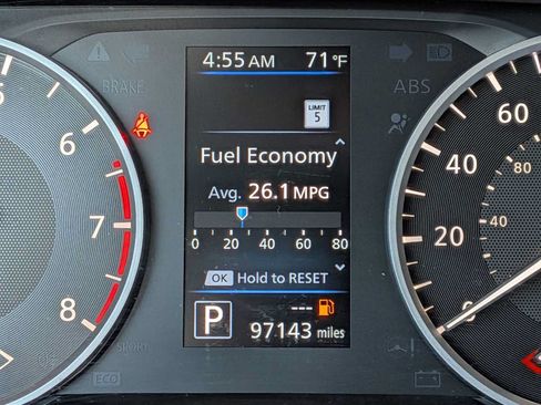 Used 2024 Nissan Sentra S FWD image 42