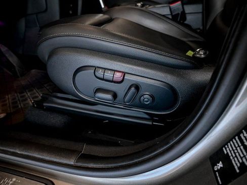 Used 2019 MINI Cooper Countryman S w/ Premium Package image 18