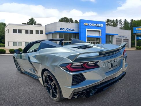 Used 2022 Chevrolet Corvette Stingray Premium Conv w/ Z51 Performance Package RWD image 11