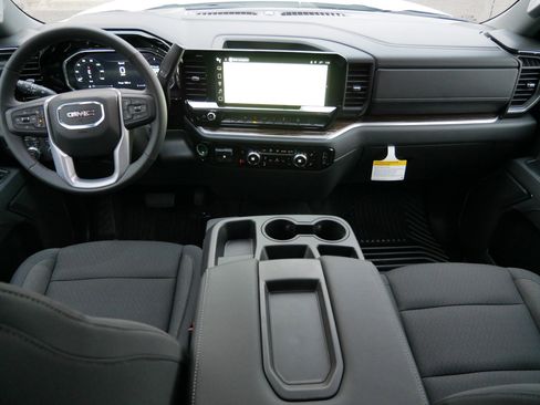 New 2026 GMC Sierra 1500 SLE w/ X31 Off-Road Package image 8