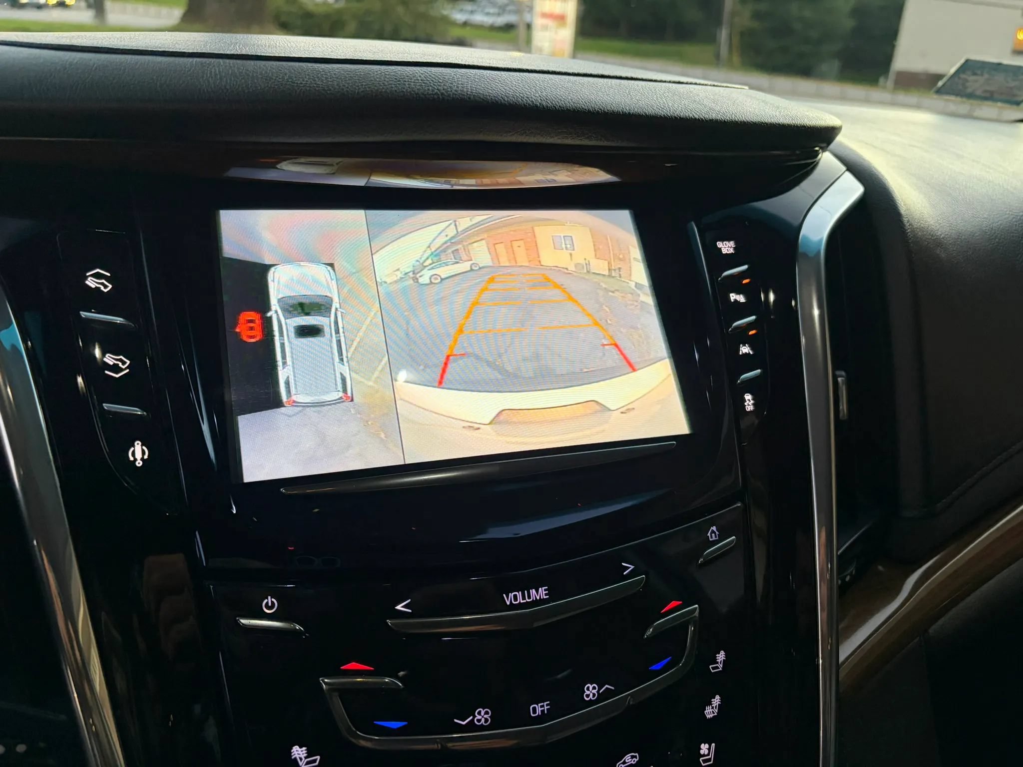 Used 2016 Cadillac Escalade Luxury AWD/4WD image 53