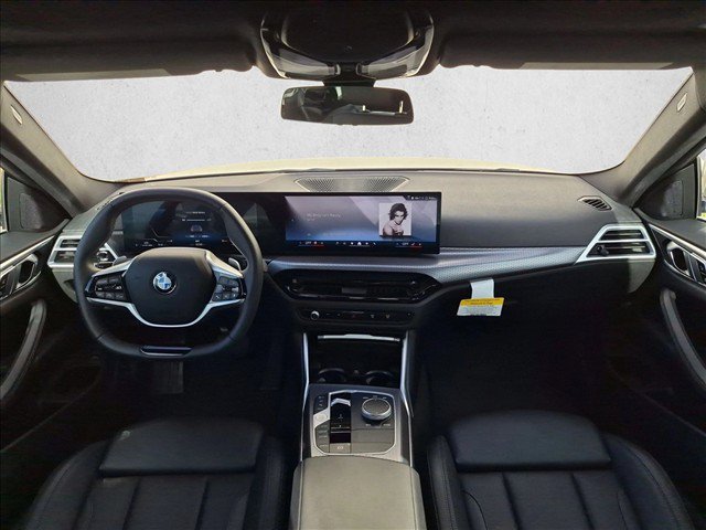 Used 2026 BMW 430i Coupe w/ Parking Assistance Package RWD image 19