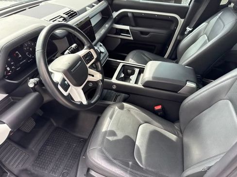 Used 2023 Land Rover Defender 130 SE AWD/4WD image 6