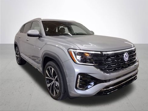 New 2026 Volkswagen Atlas Cross Sport SEL Premium R-Line image 4