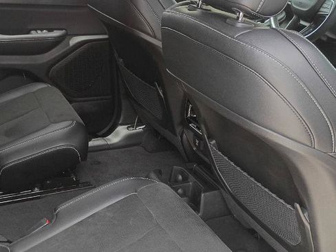 Used 2025 Jeep Grand Cherokee L Altitude RWD image 20