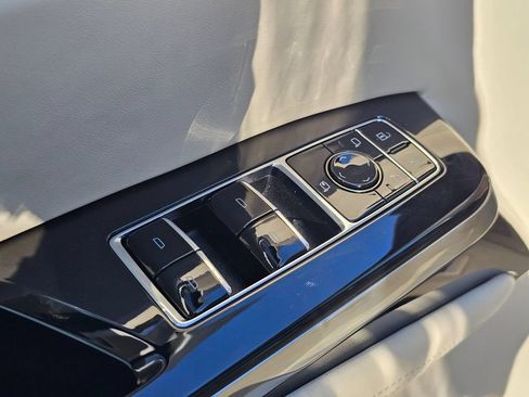 New 2026 Cadillac Escalade Platinum Sport AWD/4WD image 25