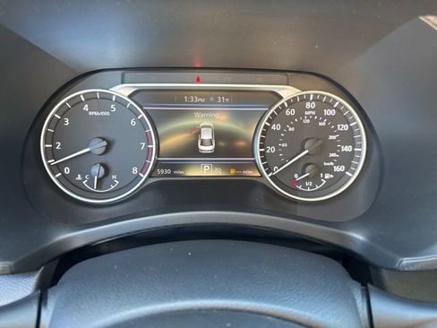 Used 2024 Nissan Sentra SR w/ SR Premium Package image 22