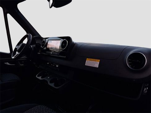 Used 2025 Mercedes-Benz Sprinter 144 Cargo image 30