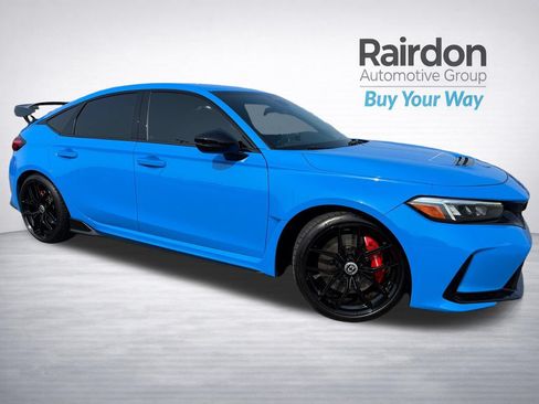 Used 2023 Honda Civic Type R image 1