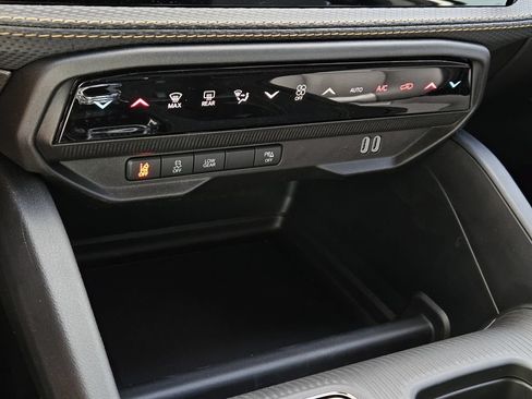 New 2026 Jeep Cherokee Limited AWD/4WD image 19