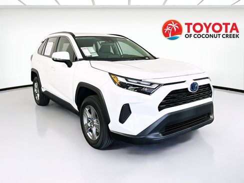 Used 2024 Toyota RAV4 XLE w/ Convenience Package AWD/4WD image 1
