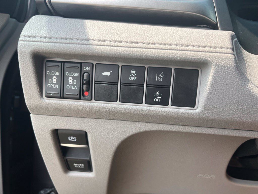 Certified 2019 Honda Odyssey EX-L image 18
