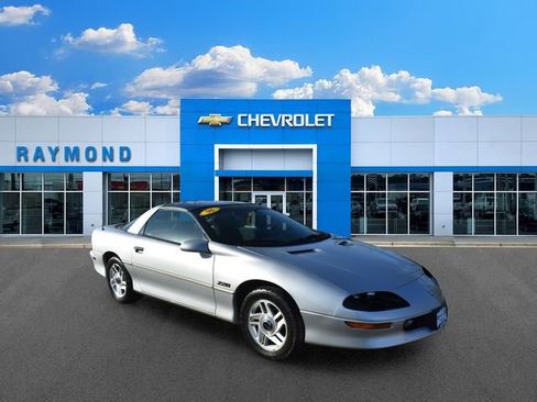 Used 1996 Chevrolet Camaro Z28 RWD image 10